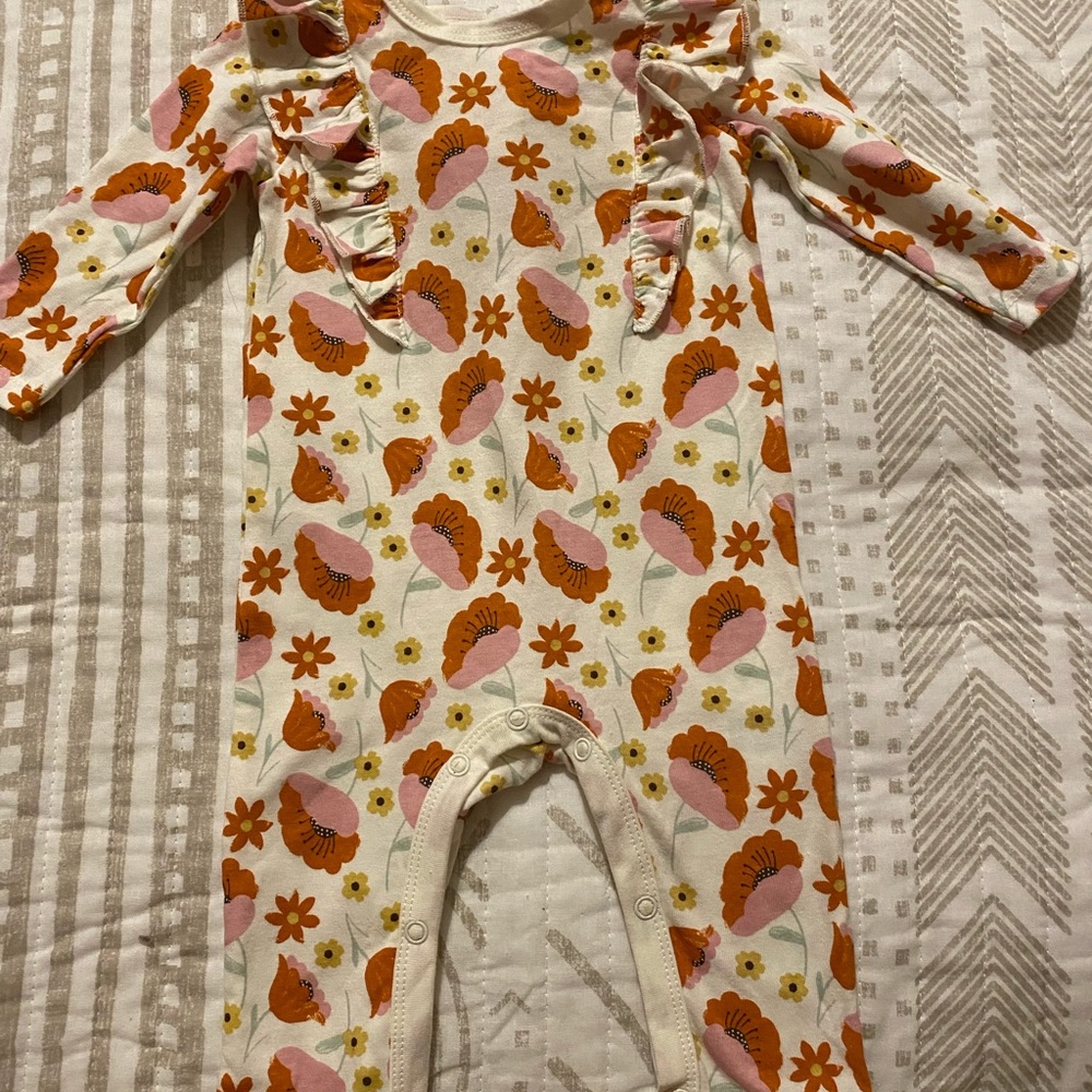 Chick pea onesie